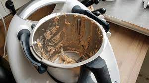 Stockfoto eines schmutzigen Thermomix